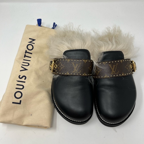 Louis Vuitton Calfskin Monogram Lambswool Winterbreak LV Clogs Mule size 37 - Picture 1 of 6